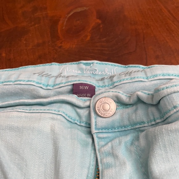 Light Aqua Cropped Jeans - Picture 1 of 3